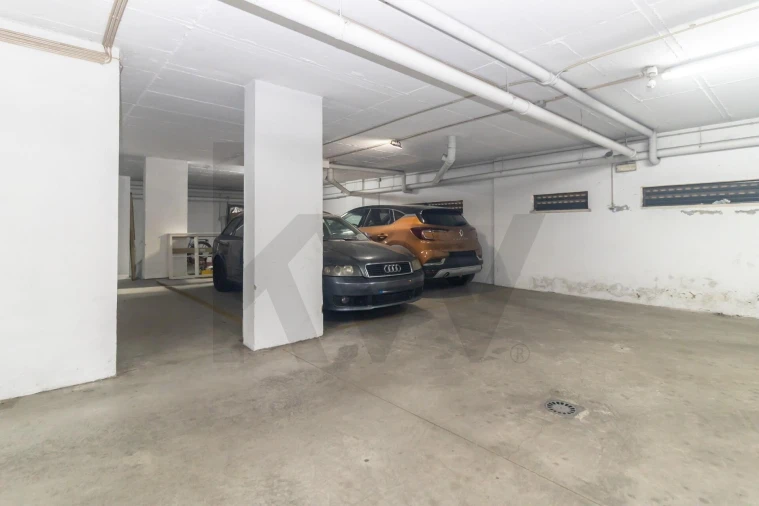 Apartamento T3 para Venda em Quinta do Anjo Foto 43