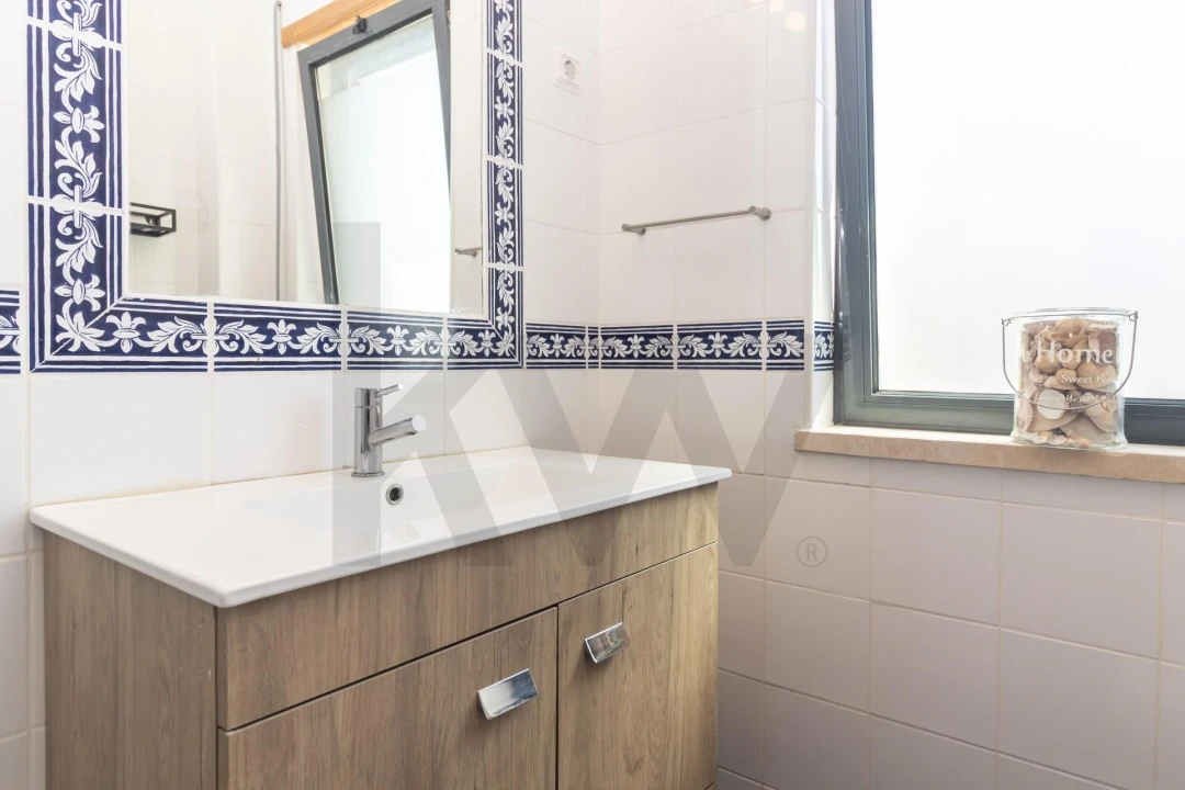 Apartamento T3 para Venda em Quinta do Anjo Foto 36
