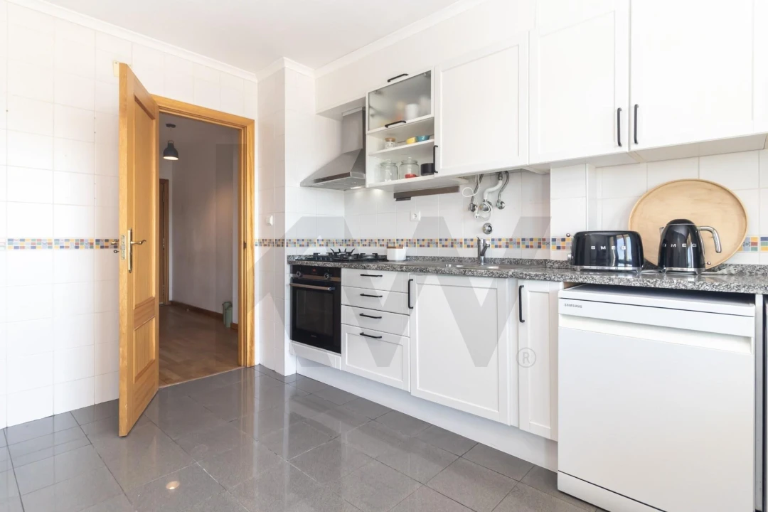 Apartamento T3 para Venda em Quinta do Anjo Foto 12