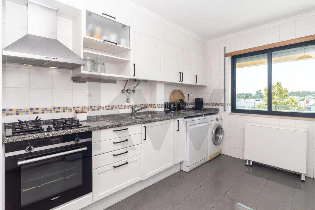 Apartamento T3 para Venda em Quinta do Anjo Foto 11