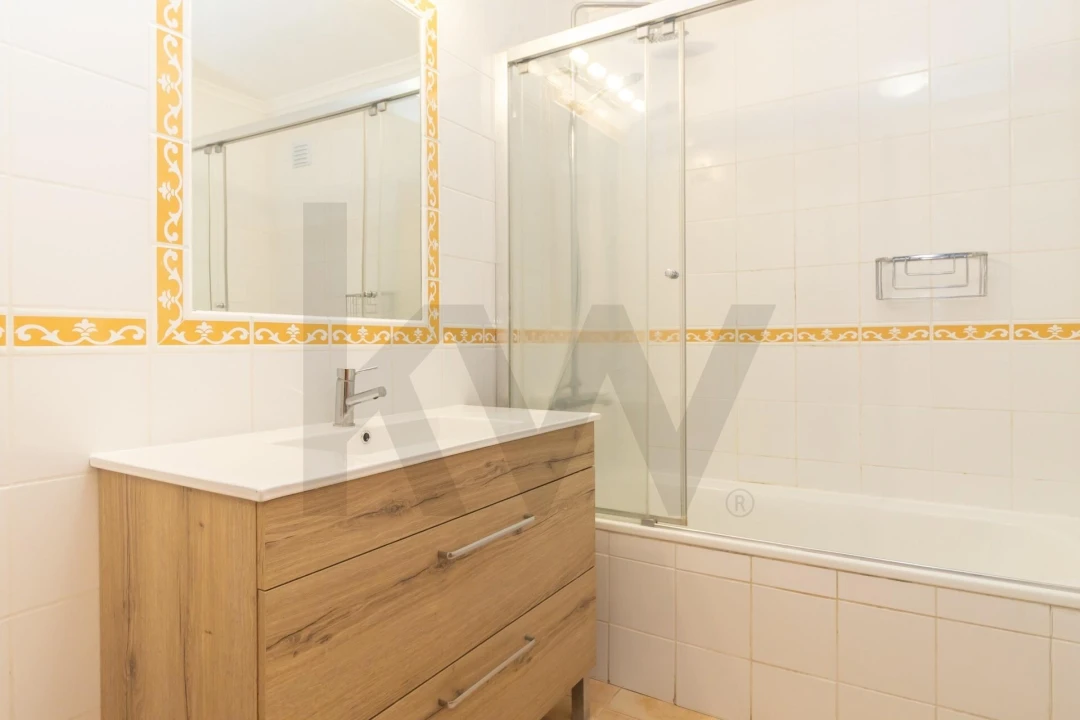 Apartamento T3 para Venda em Quinta do Anjo Foto 22