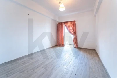 Apartamento T2 para Venda em Alfragide