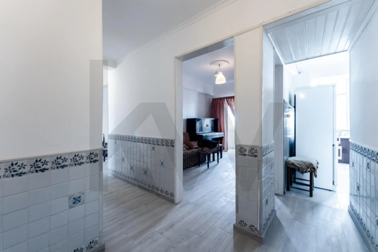 Apartamento T2 para Venda em Alfragide Foto 3