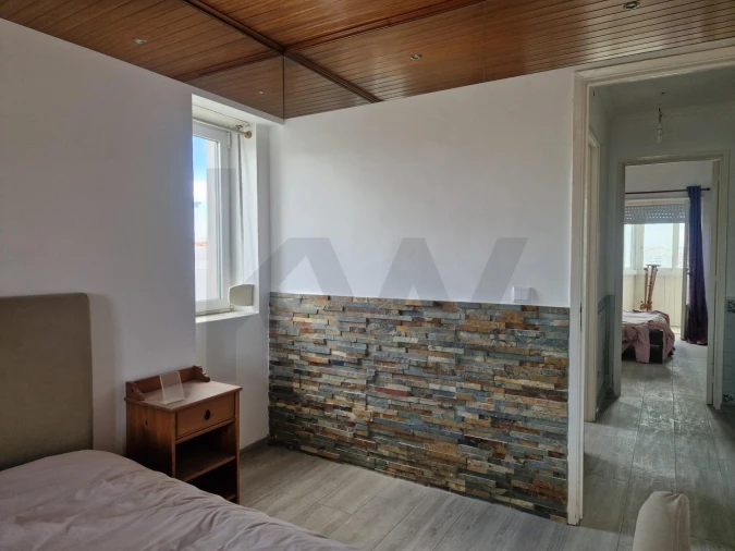 Apartamento T2 para Venda em Alfragide Foto 3