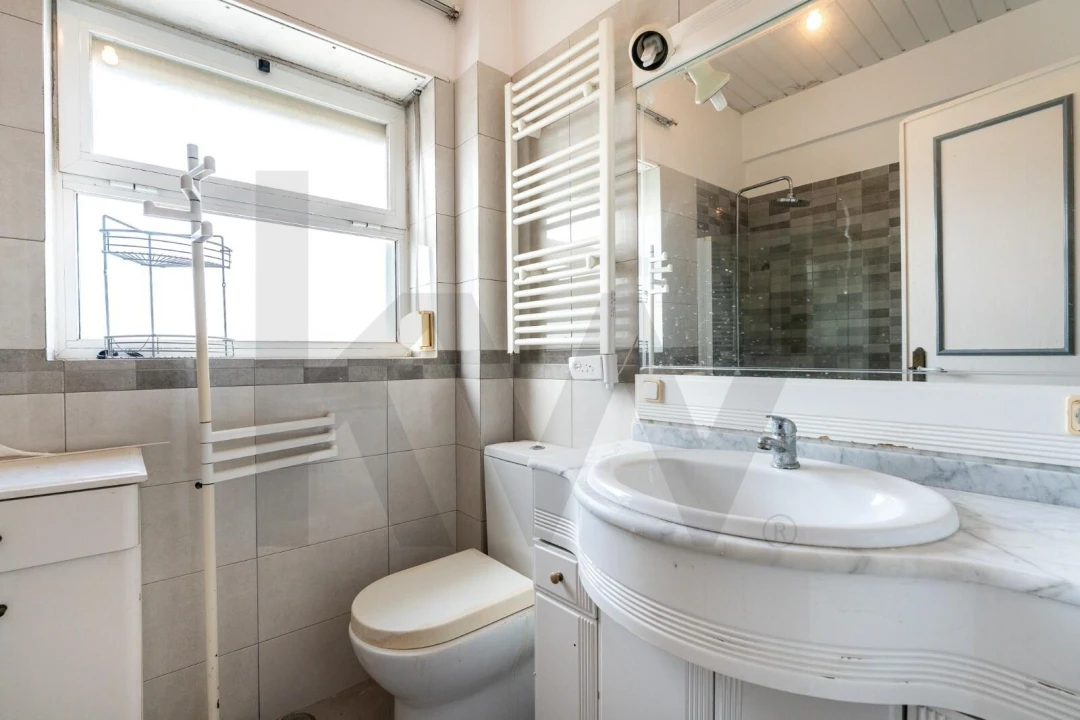 Apartamento T2 para Venda em Alfragide Foto 20