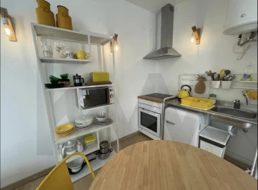 Moradia T8 para Venda em Carcavelos e Parede