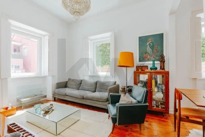 Moradia T8 para Venda em Carcavelos e Parede