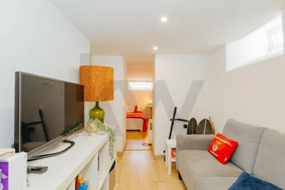 Moradia T8 para Venda em Carcavelos e Parede