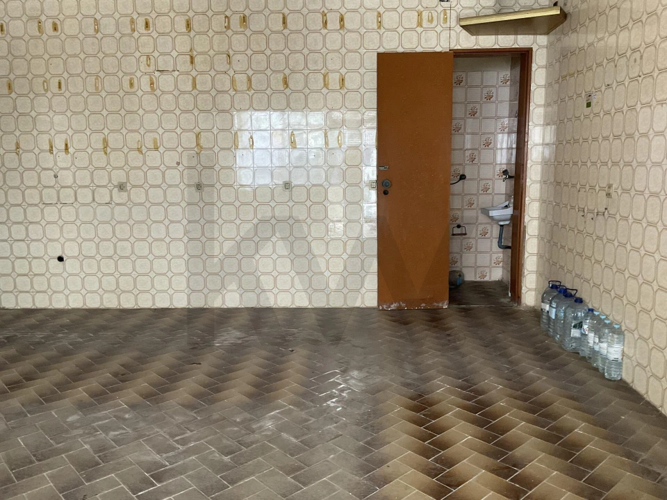 Prédio para Venda em Casal de Cambra Foto 30
