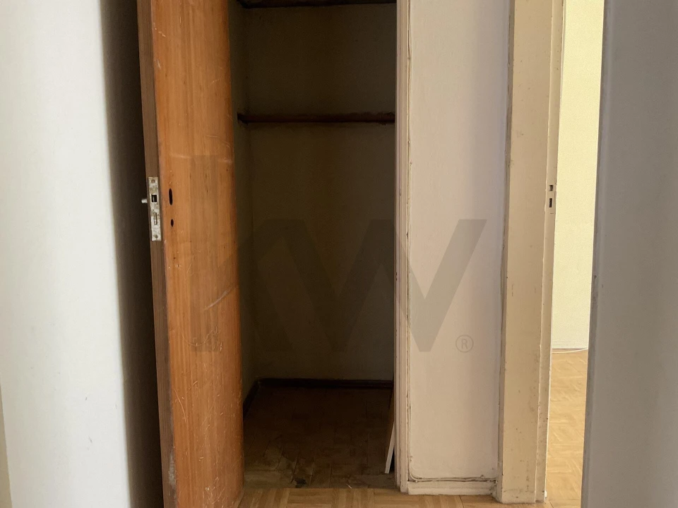 Prédio para Venda em Casal de Cambra Foto 11