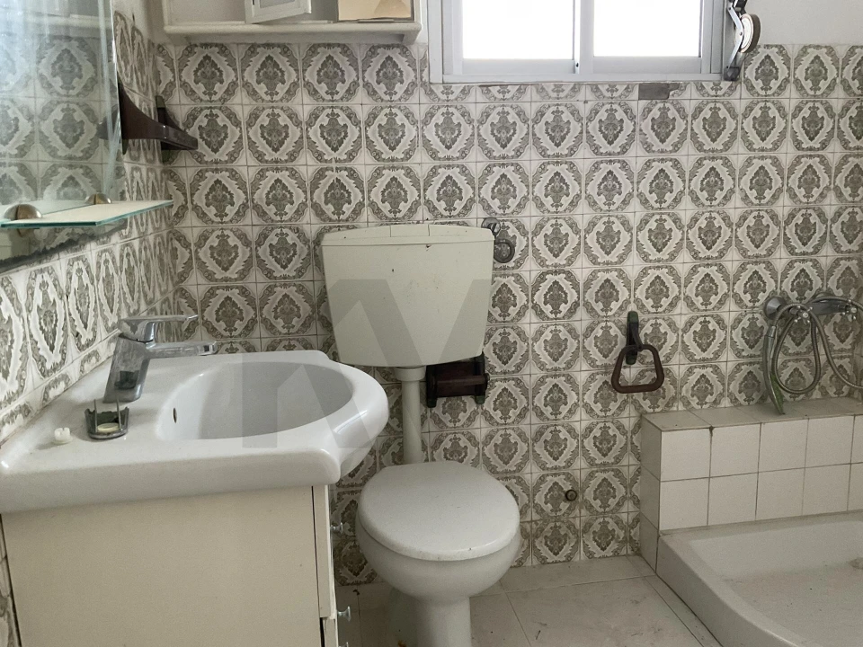 Prédio para Venda em Casal de Cambra Foto 8