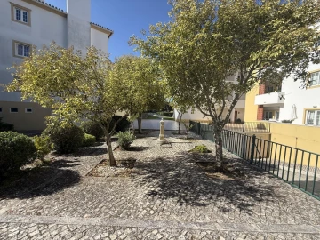 Apartamento T4 para Venda em Agualva e Mira-Sintra