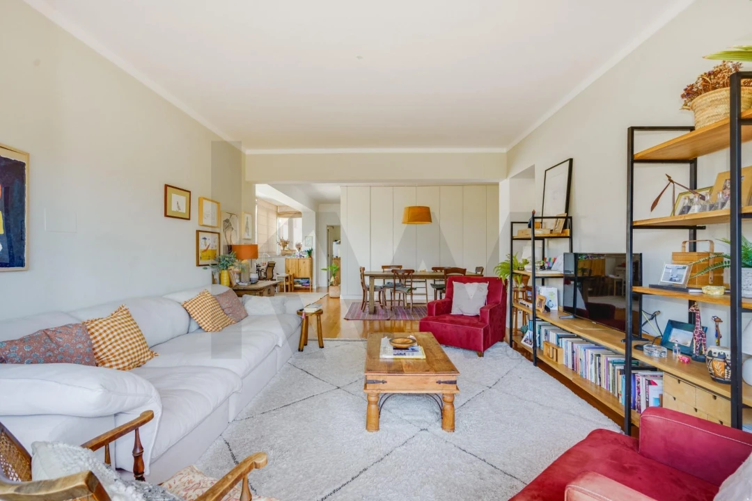 Apartamento T4 para Venda em São Domingos de Benfica Foto 9