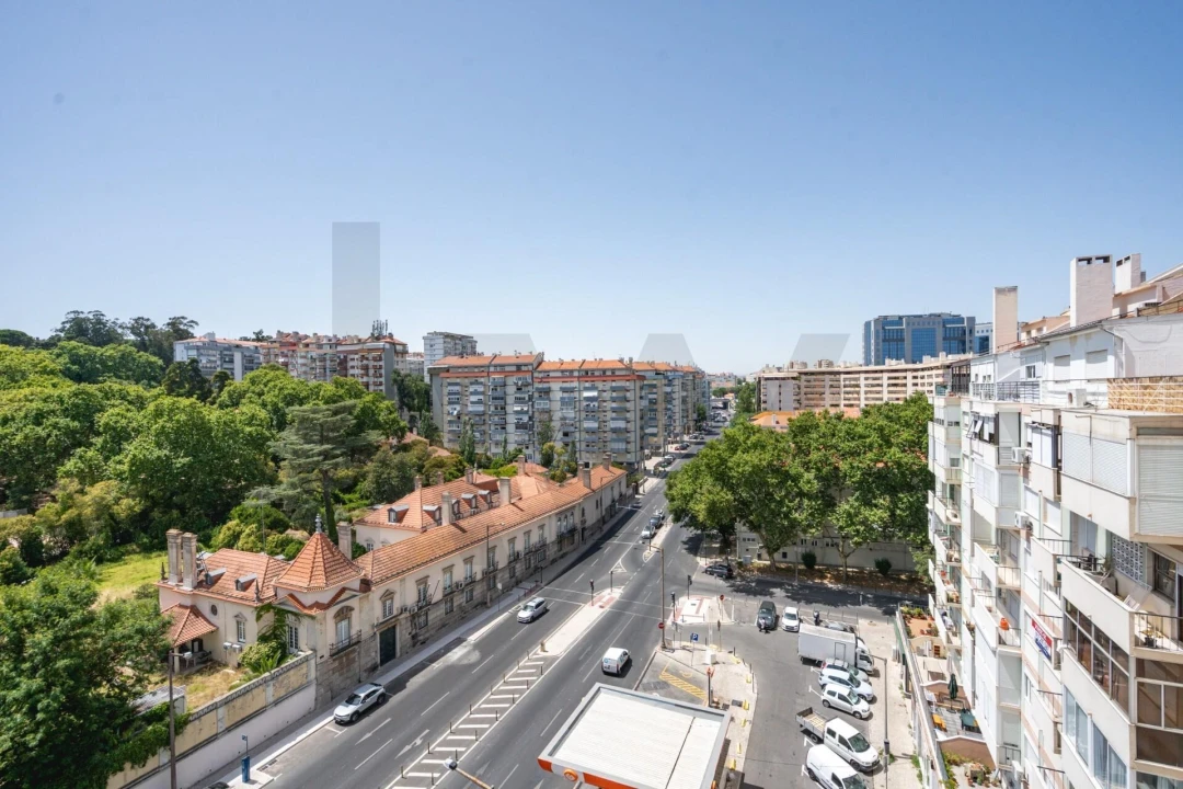 Apartamento T4 para Venda em São Domingos de Benfica Foto 7