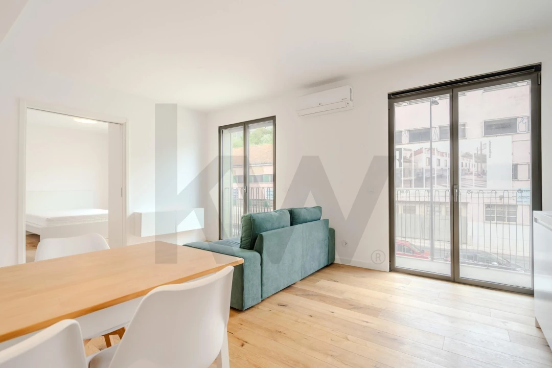 Apartamento T1 para Arrendamento em Algés, Linda-A-Velha e Cruz Quebrada-Dafundo Foto 6