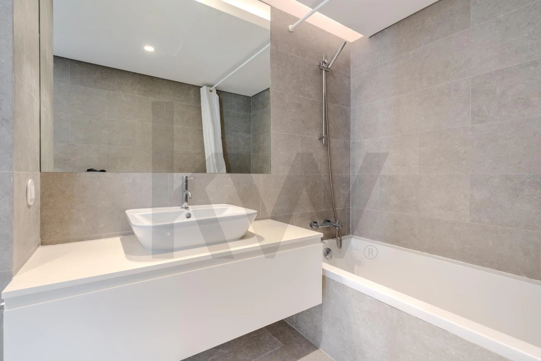 Apartamento T1 para Arrendamento em Algés, Linda-A-Velha e Cruz Quebrada-Dafundo Foto 16