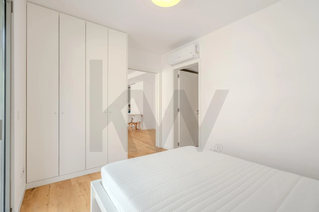Apartamento T1 para Arrendamento em Algés, Linda-A-Velha e Cruz Quebrada-Dafundo Foto 14