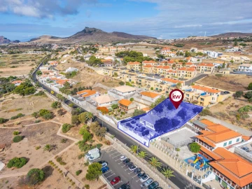 Moradia T4 para Venda em Porto Santo