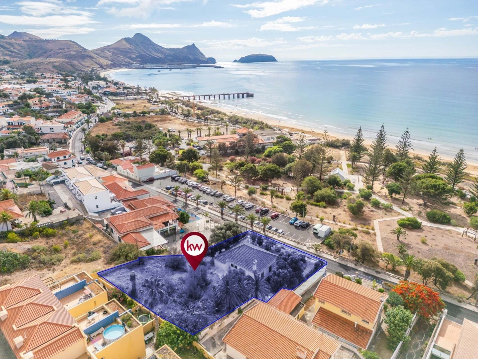 Moradia T4 para Venda em Porto Santo Foto 1