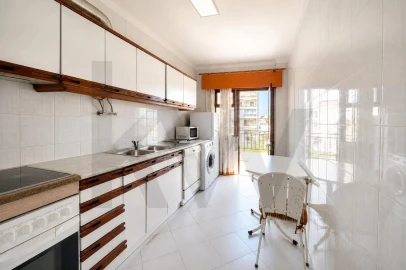 Apartamento T2 para Venda em Quarteira