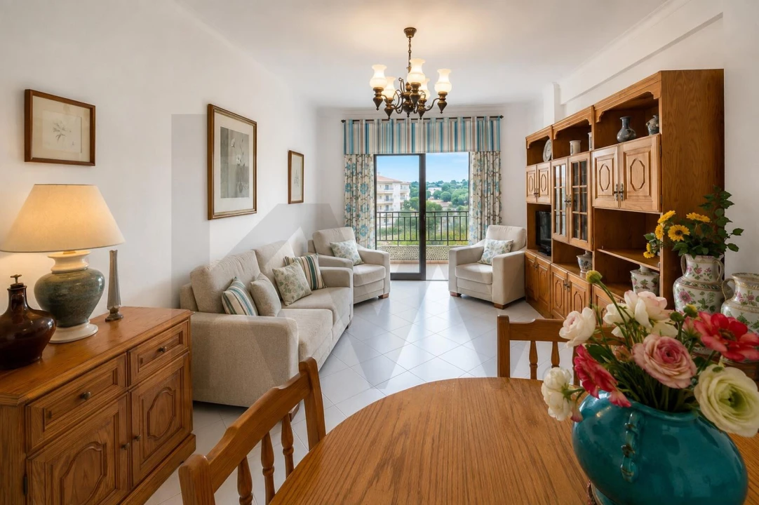 Apartamento T2 para Venda em Quarteira Foto 6