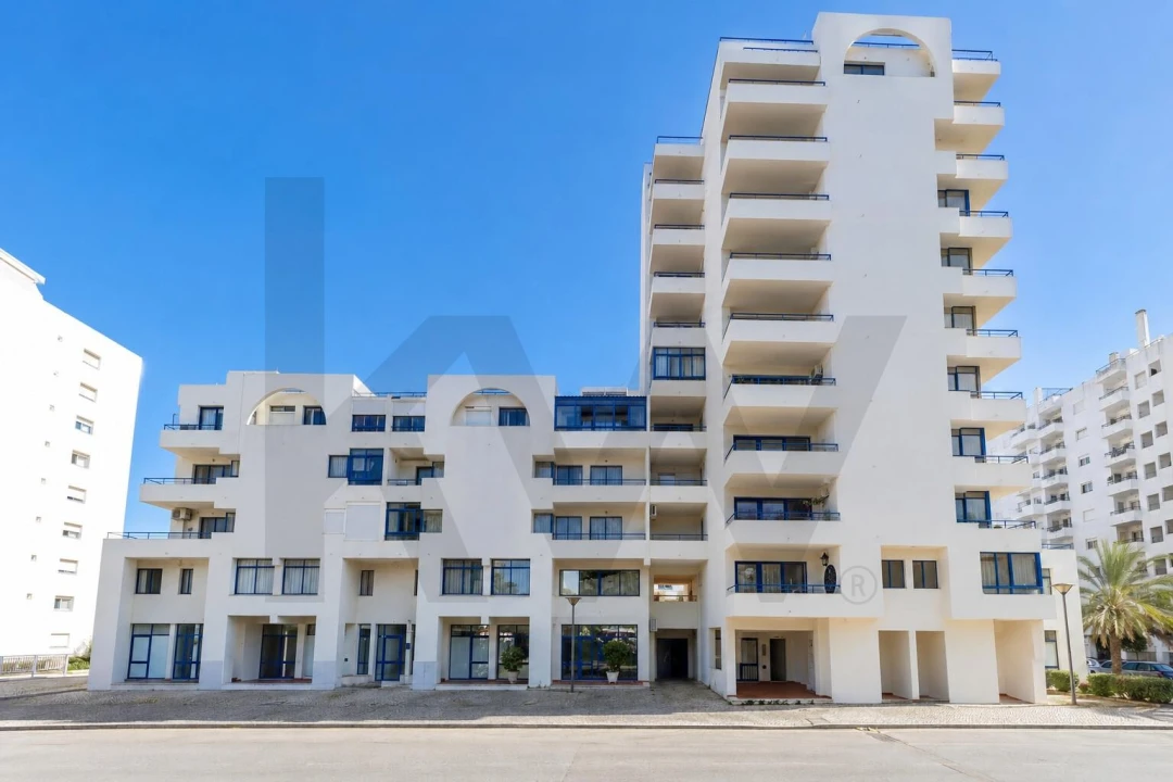 Apartamento T2 para Venda em Quarteira Foto 16