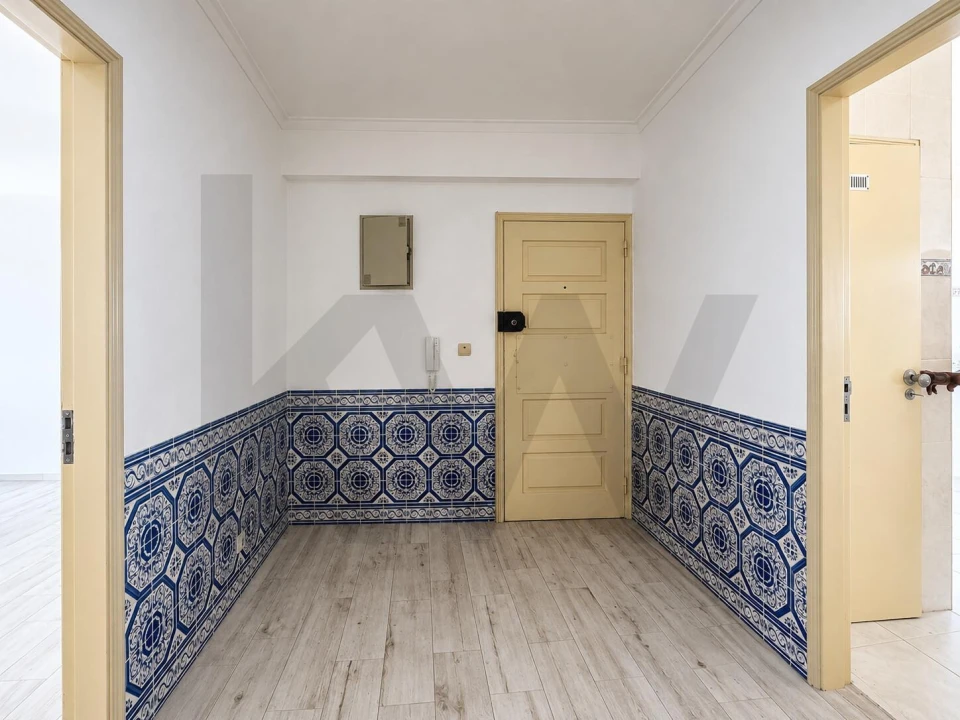 Apartamento T2 para Venda em Carregado e Cadafais Foto 6