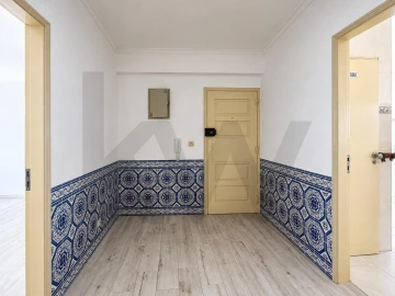 Apartamento T2 para Venda em Carregado e Cadafais