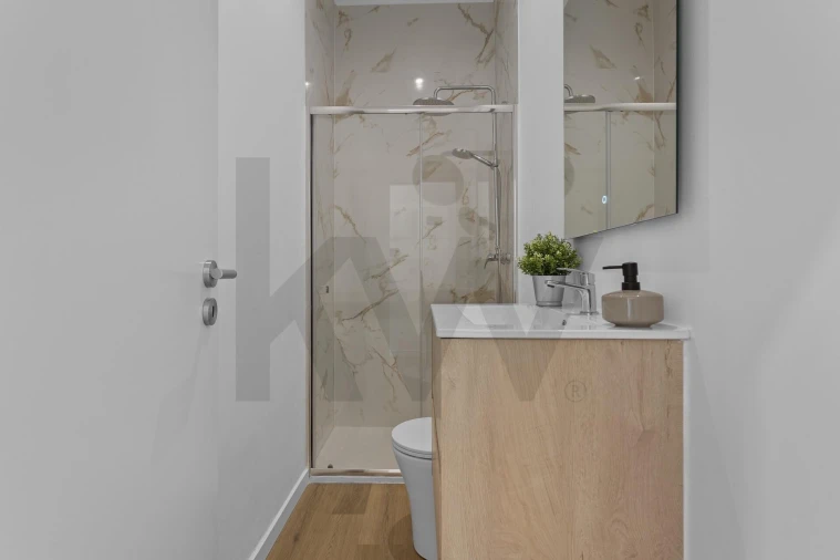 Apartamento T2 para Venda em São Vicente Foto 15