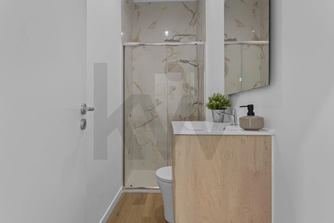 Apartamento T2 para Venda em São Vicente Foto 15