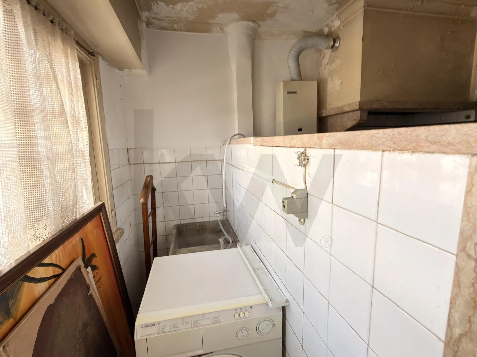Apartamento T2 para Venda em Pontinha e Famões Foto 10