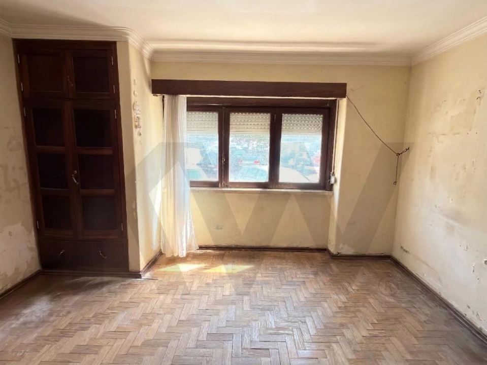 Apartamento T2 para Venda em Pontinha e Famões Foto 6