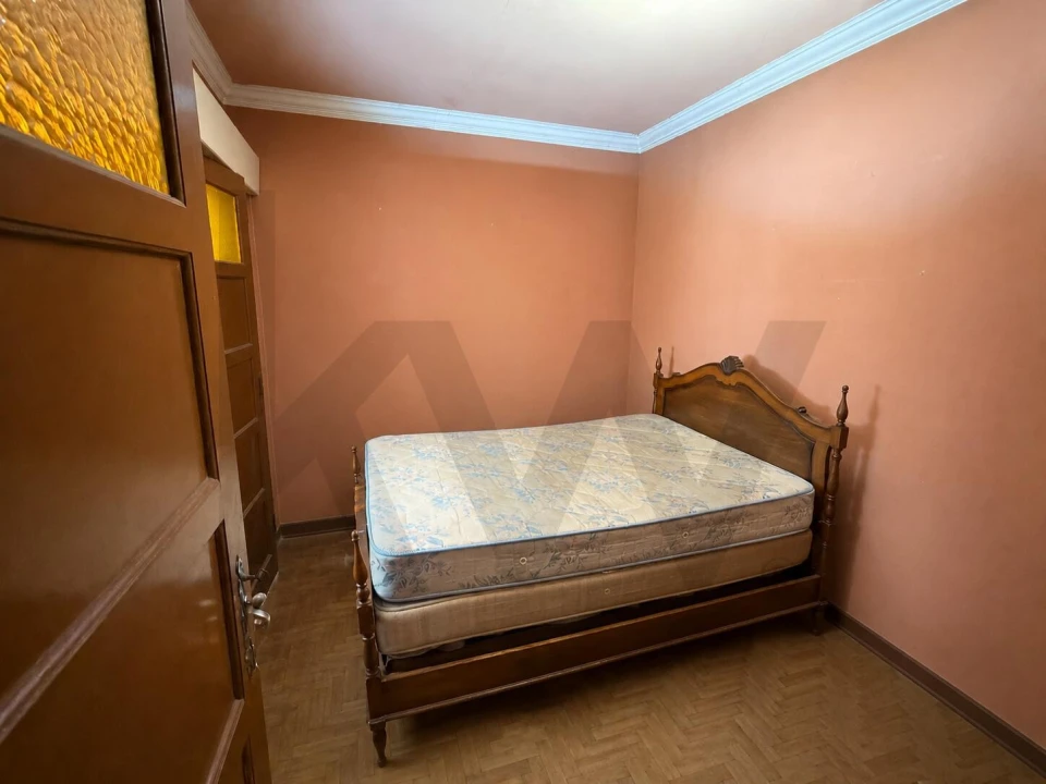 Apartamento T2 para Venda em Pontinha e Famões Foto 4