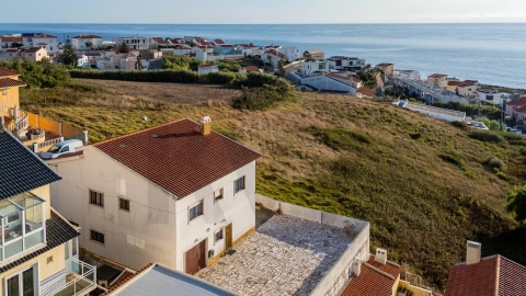 Moradia T3 para Venda em Santo Isidoro