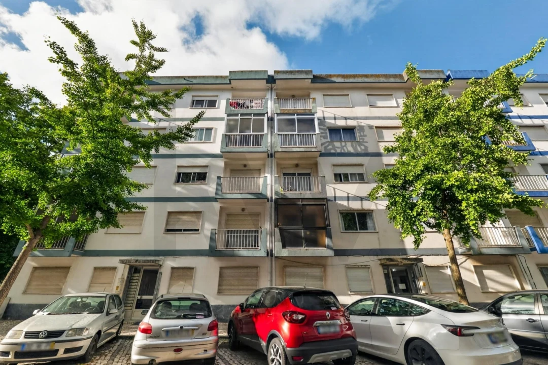 Apartamento T2 para Arrendamento em Cacém e São Marcos Foto 10