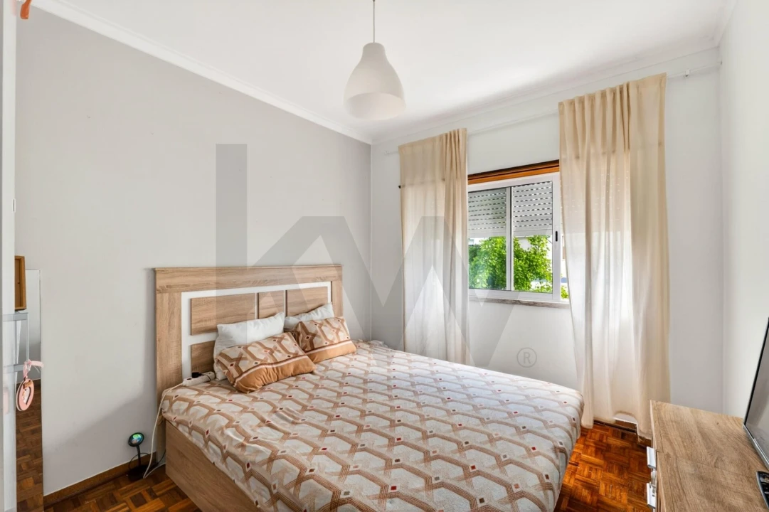 Apartamento T2 para Arrendamento em Cacém e São Marcos Foto 7