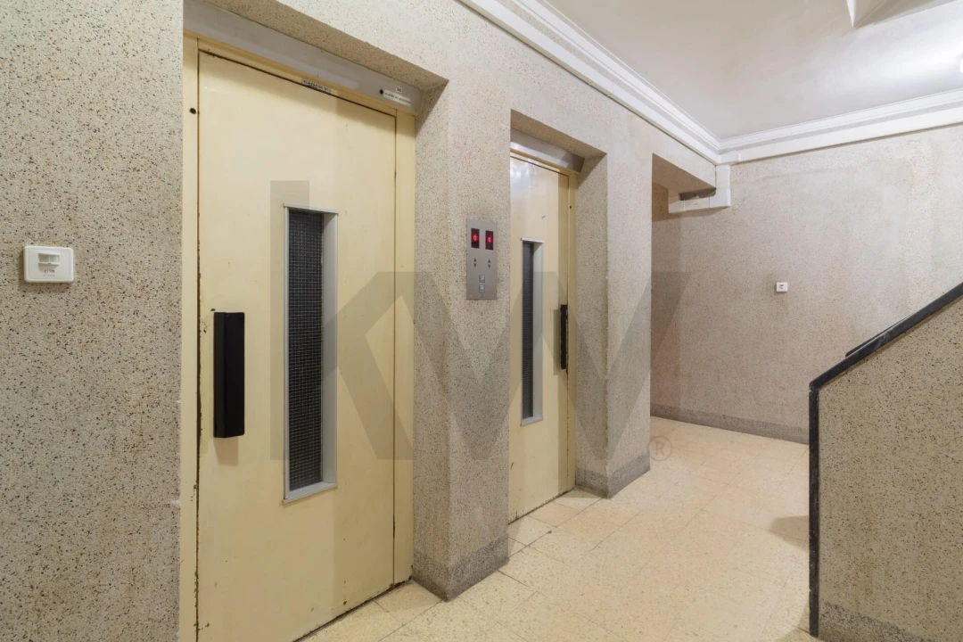 Apartamento T3 para Venda em Laranjeiro e Feijó Foto 21