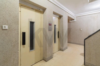 Apartamento T3 para Venda em Laranjeiro e Feijó