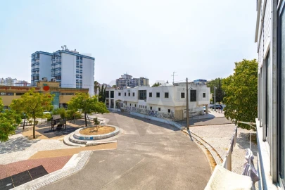 Apartamento T3 para Venda em Laranjeiro e Feijó