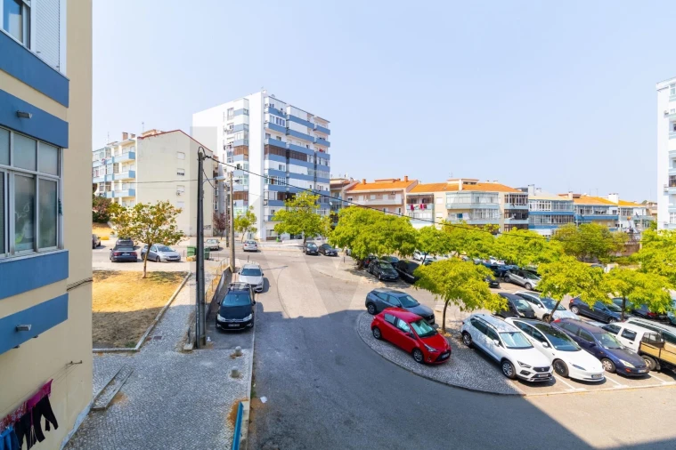 Apartamento T3 para Venda em Laranjeiro e Feijó Foto 24