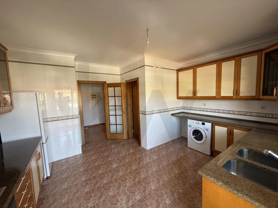 Apartamento T3 para Venda em São João das Lampas e Terrugem Foto 4