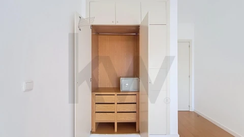 Apartamento T1 para Arrendamento em Olivais