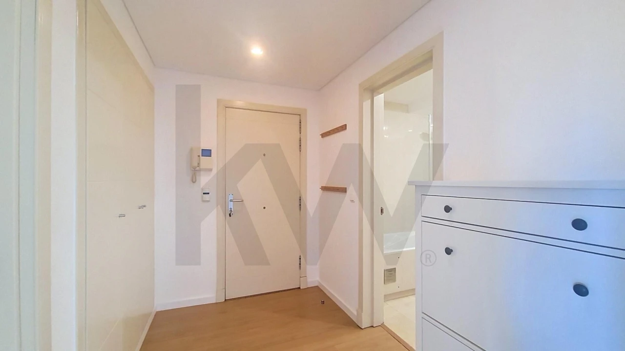 Apartamento T1 para Arrendamento em Olivais Foto 17