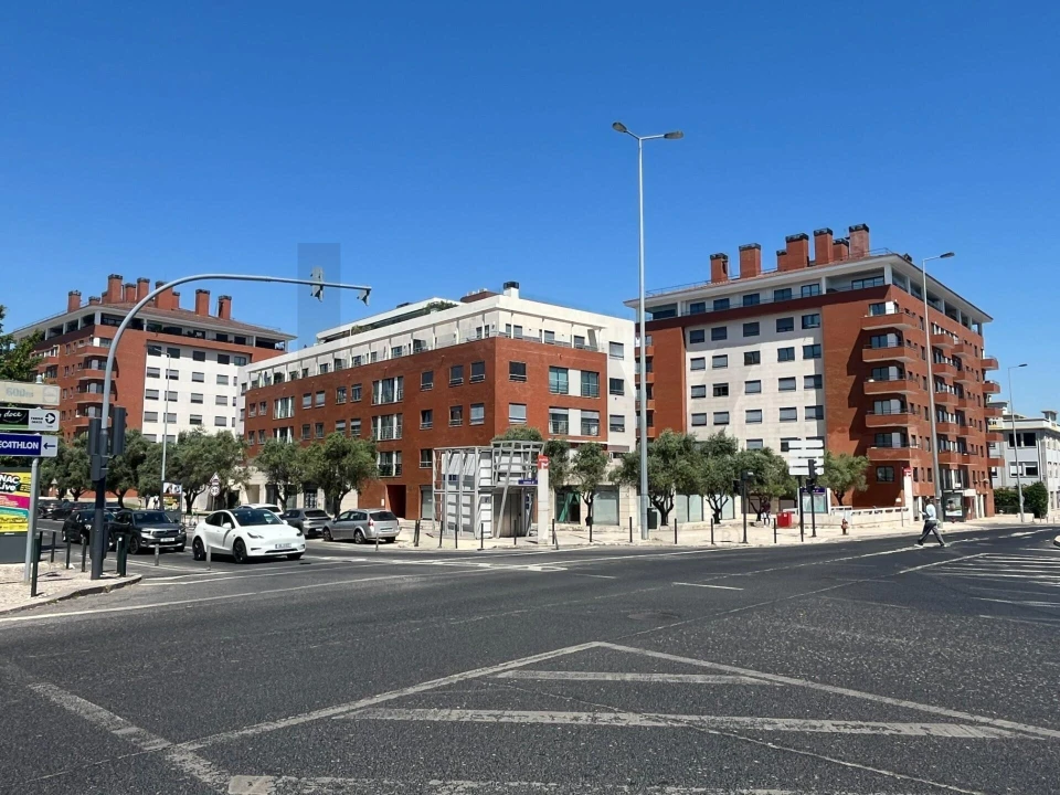 Apartamento T1 para Arrendamento em Olivais Foto 2