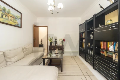 Apartamento T3 para Venda em Seixal, Arrentela e Aldeia de Paio Pires