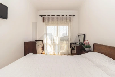 Apartamento T3 para Venda em Seixal, Arrentela e Aldeia de Paio Pires