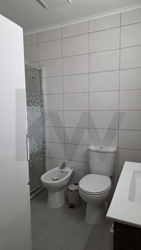 Apartamento T3 para Venda em Seixal, Arrentela e Aldeia de Paio Pires