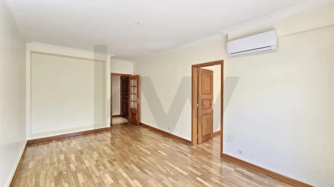 Apartamento T2 para Venda em Glória e Vera Cruz