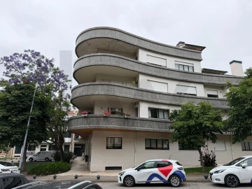 Apartamento T2 para Venda em Requeixo, Nossa Senhora de Fátima e Nariz