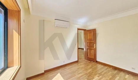 Apartamento T2 para Venda em Glória e Vera Cruz